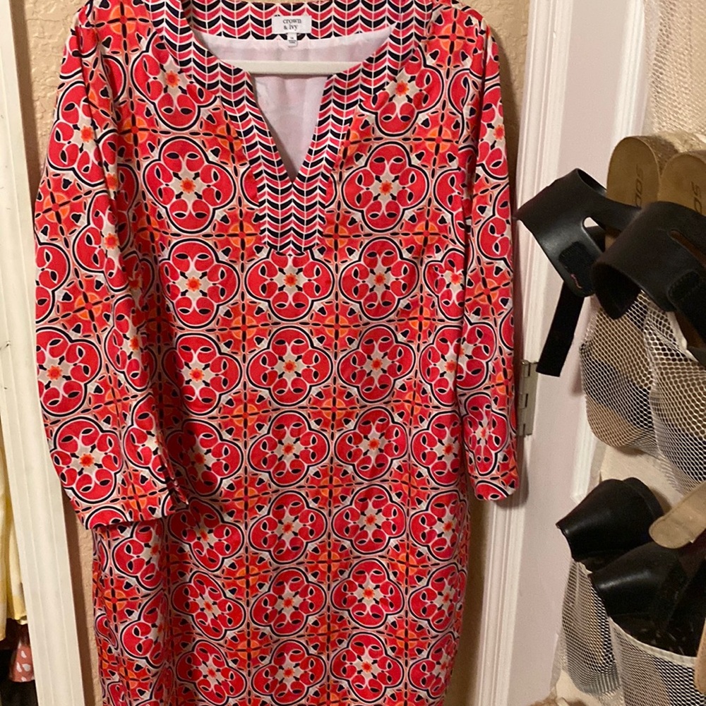 Crown & Ivy dress